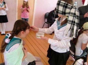 Веселые конкурсы для девочек для дома Веселые конкурсы для девочек для дома