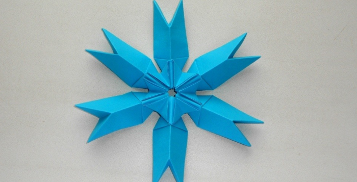 Снежинка оригами